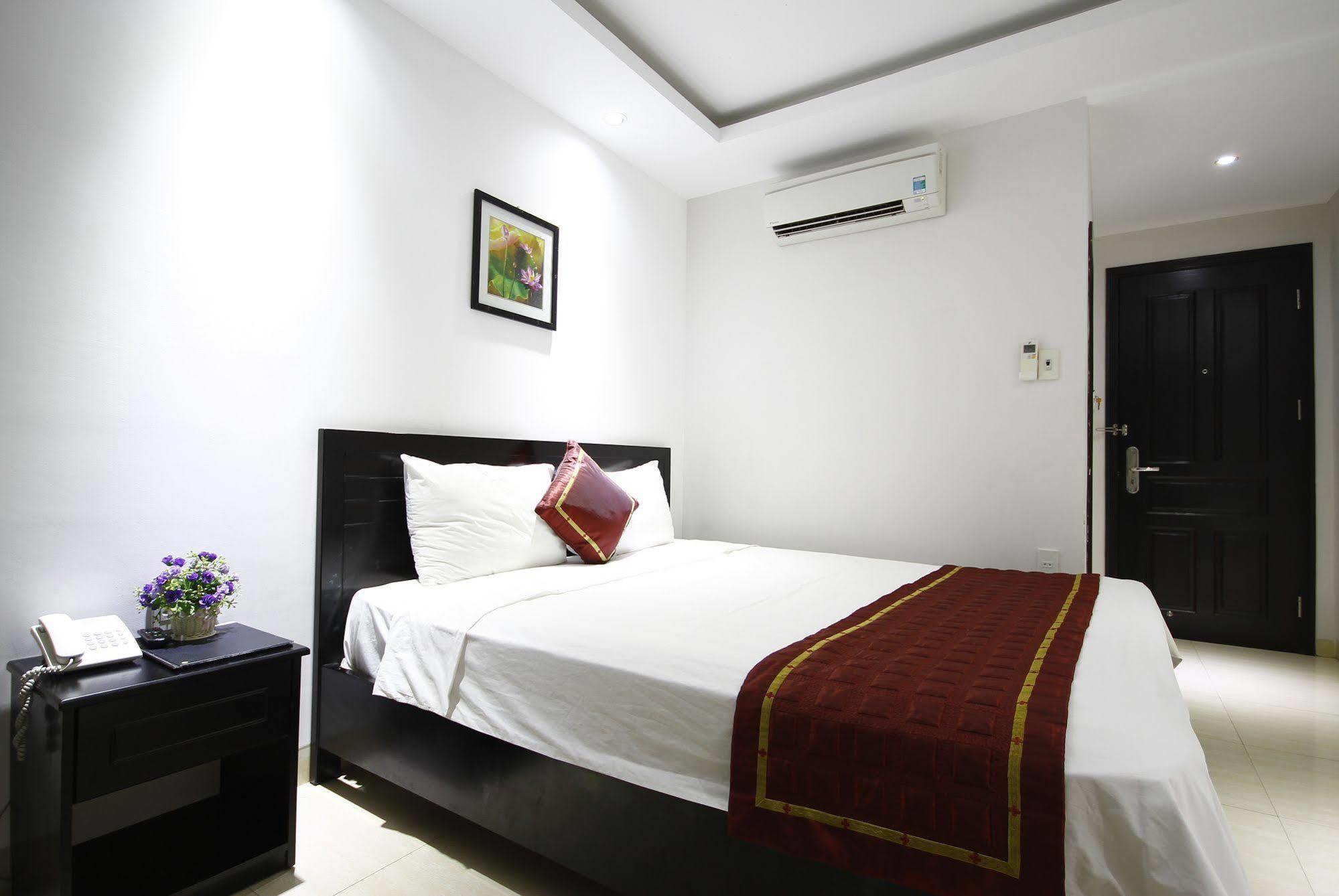 Misa Hotel Da Nang Exterior photo